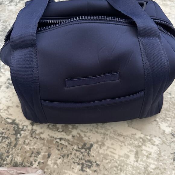 Dagne Dover Landon Medium Neoprene Carryall Storm Blue - Picture 3 of 8